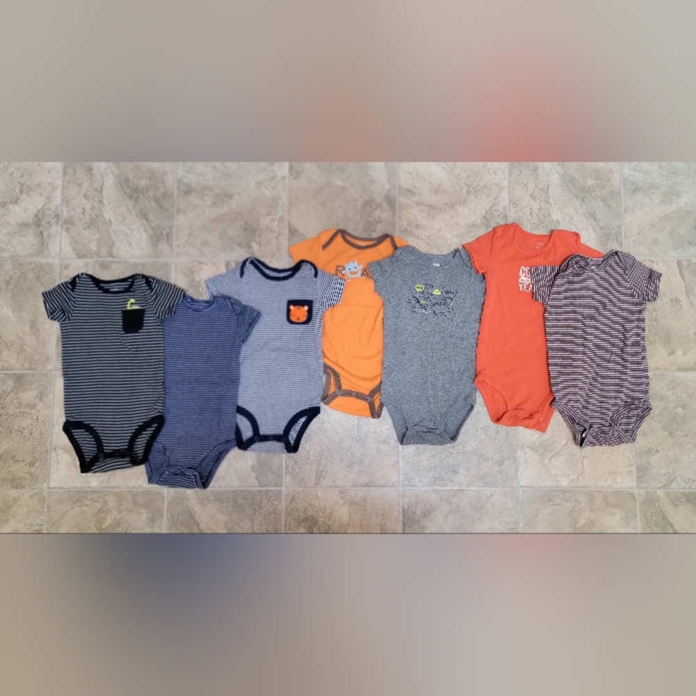 18 month Carter's short sleeved onesie bundle